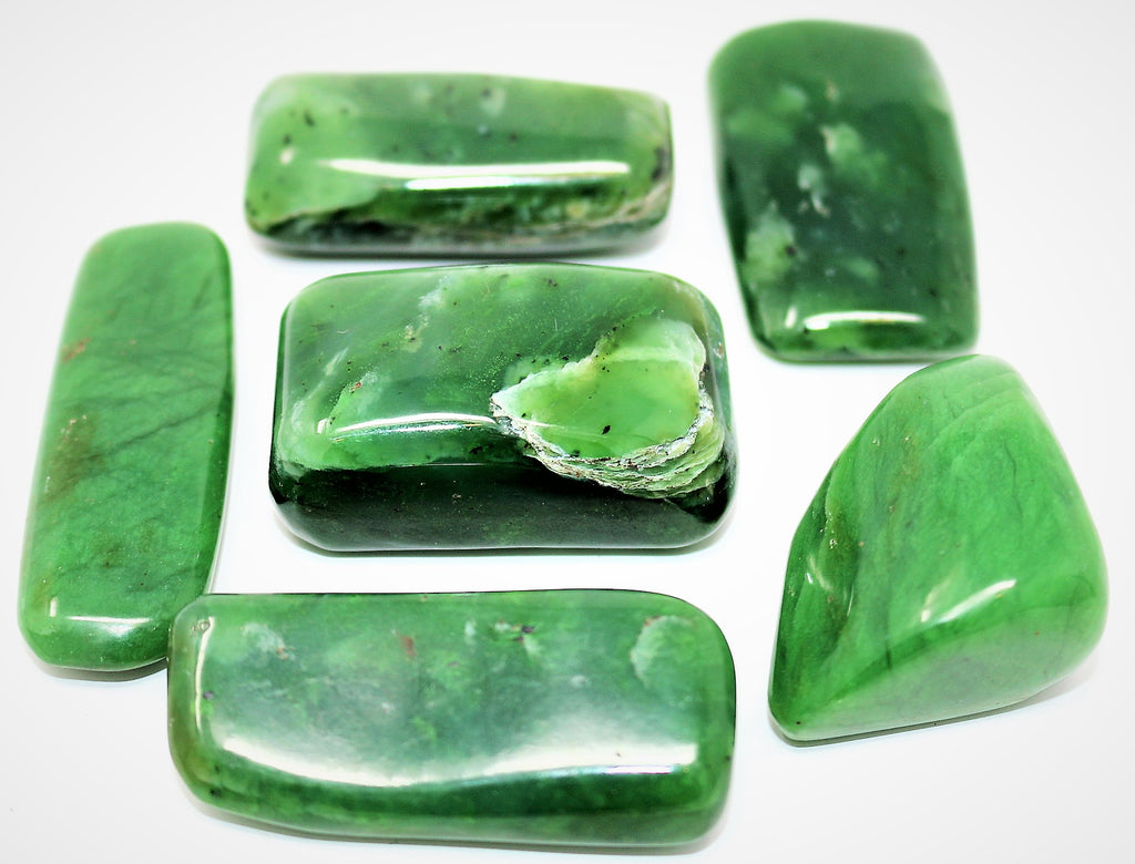 Serpentine Dark Green Thumble Stone - Medium AAA Quality