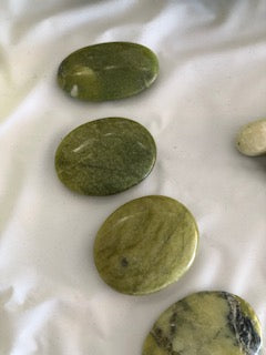 Serpentine Palm Stone - Weight $70kg