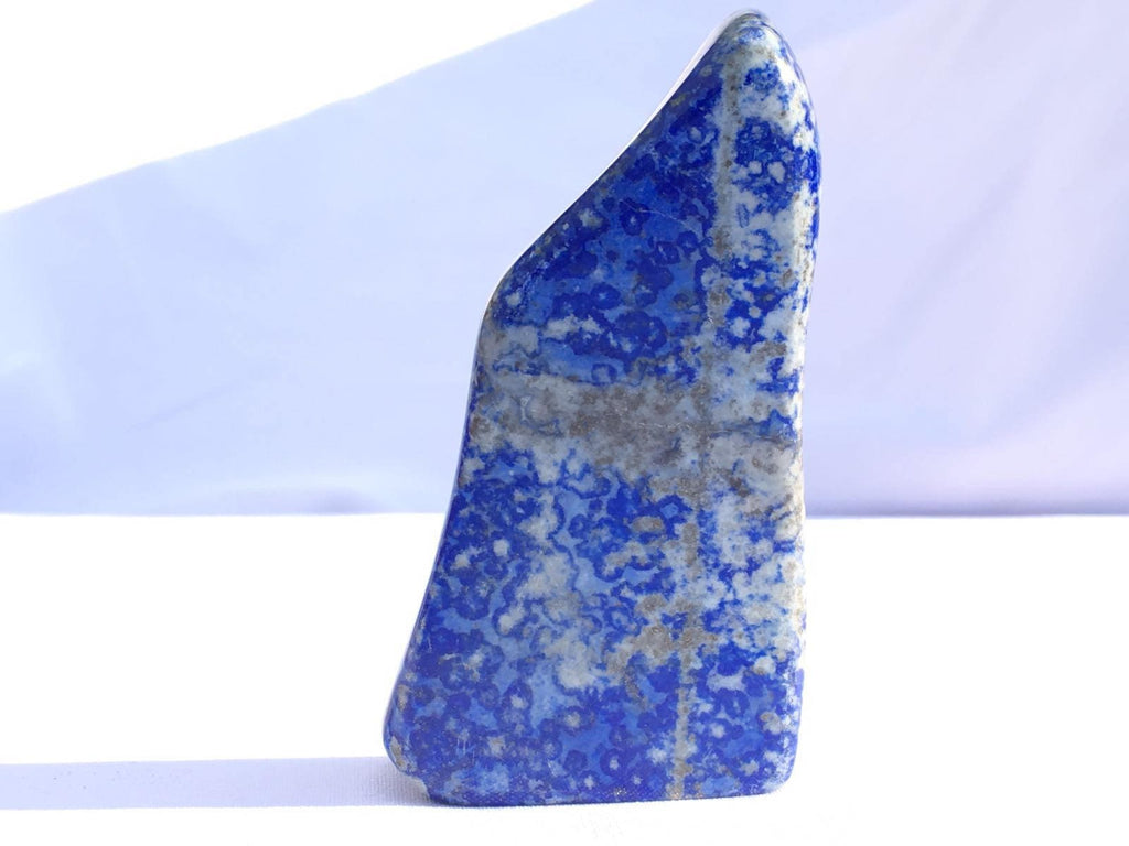Lapis lazuli sculpture 192grams