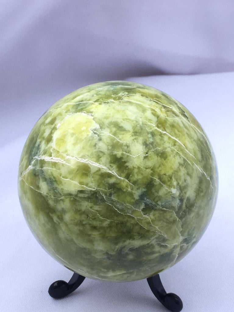 Healerite / Serpentine Sphere 65mm - 570gram