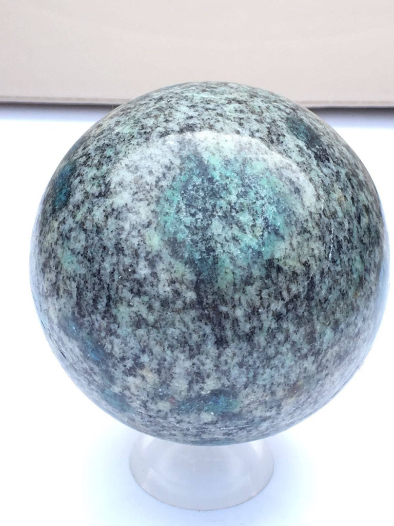 K2 Naturally shaped sculpture 0.5kg 65mm
