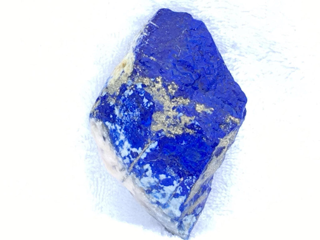 Top Quality Lapis Lazuli Rough stone 214grams (Madani AAA Quality)