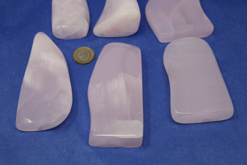 Mangano Calcite freeform - (200 to 259g)