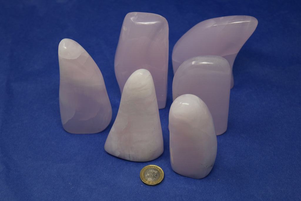 Mangano Calcite freeform - (200 to 259g)