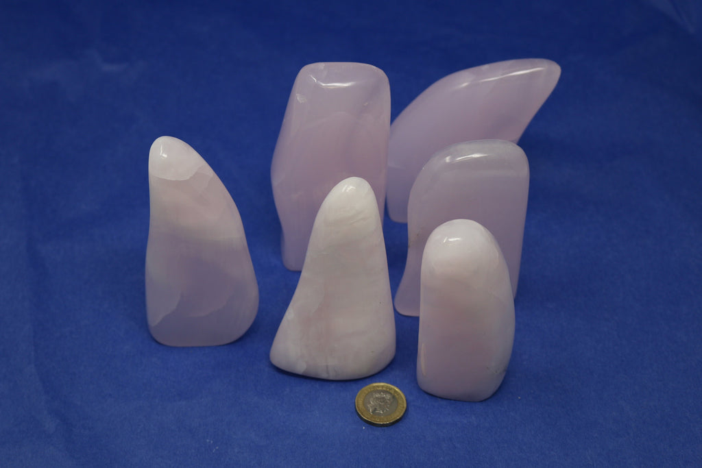 Mangano Calcite freeform - (200 to 259g)
