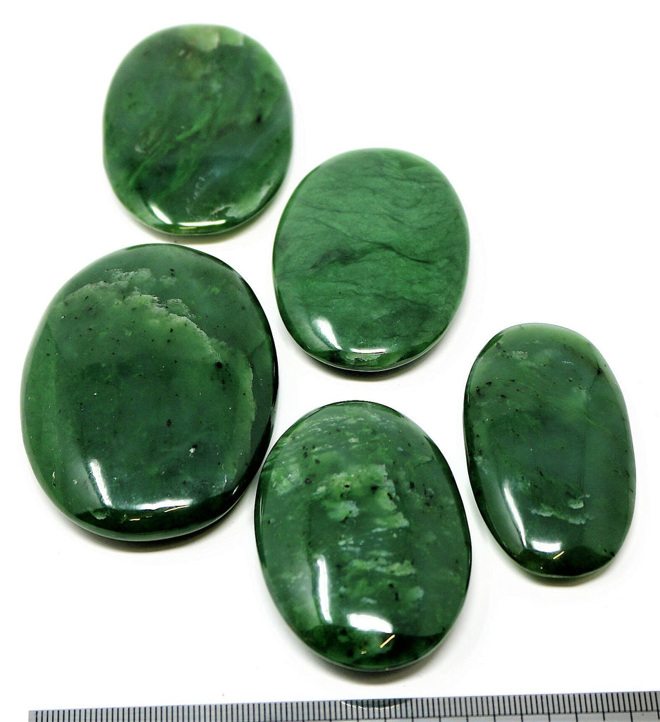 Nephrite Jade Palm Stone 3/4cm